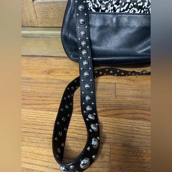 LIKE NEW Michael Kors Black & White Animal Print Leather Crossbody Studded Strap - Picture 4 of 9